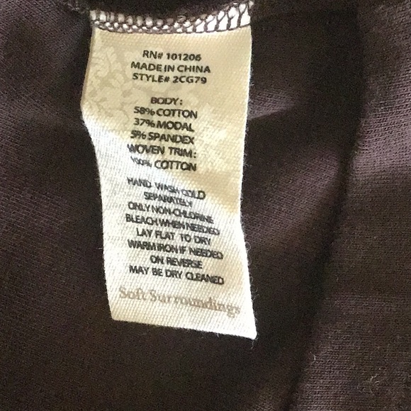 Soft Surroundings S/S brown v-neck top. NWOT SZ M - Picture 7 of 7